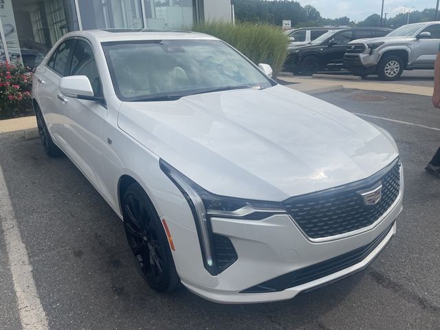 2024 Cadillac CT4 Luxury