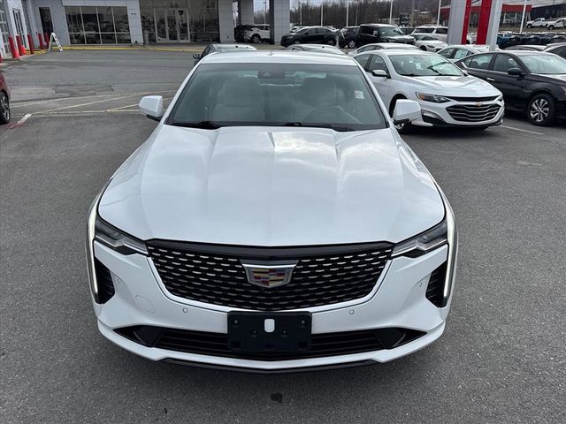 2024 Cadillac CT4 Premium Luxury