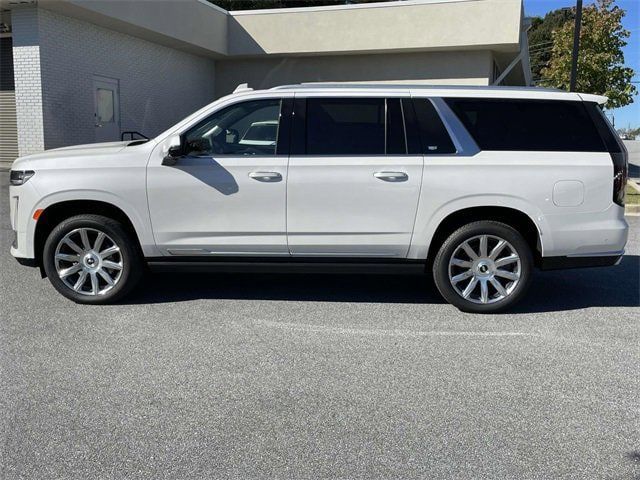 2024 Cadillac Escalade ESV 4WD Premium Luxury Platinum