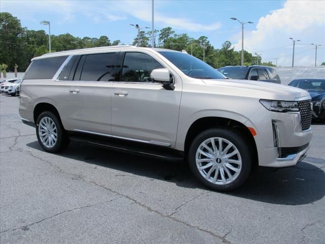 2024 Cadillac Escalade ESV 4WD Luxury