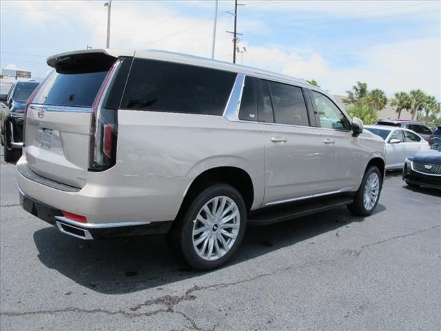 2024 Cadillac Escalade ESV 4WD Luxury