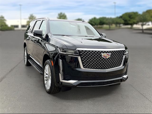 2024 Cadillac Escalade ESV 4WD Luxury