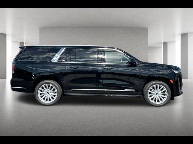 2024 Cadillac Escalade ESV 4WD Luxury