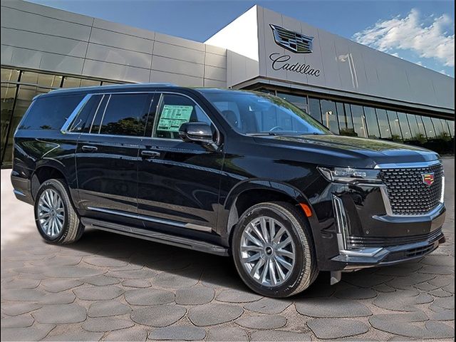 2024 Cadillac Escalade ESV 4WD Luxury