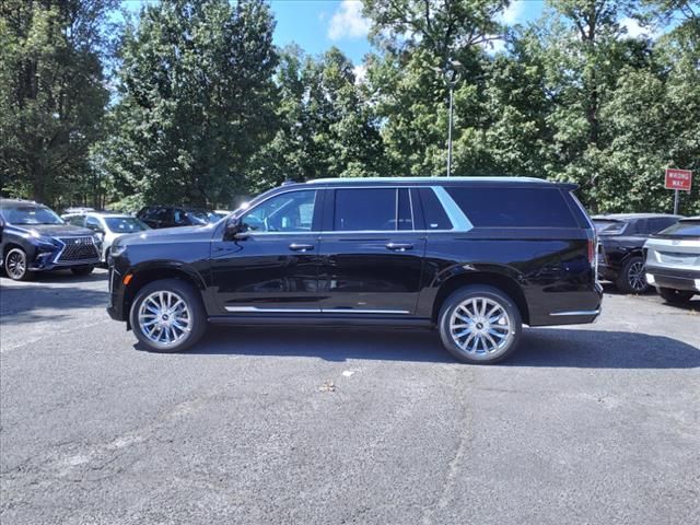 2024 Cadillac Escalade ESV 4WD Premium Luxury