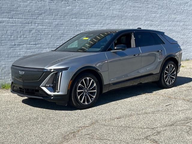 2024 Cadillac LYRIQ Sport