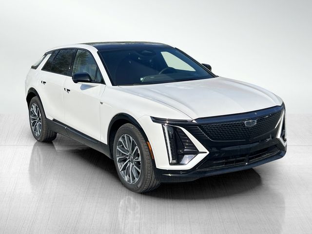 2024 Cadillac LYRIQ Sport