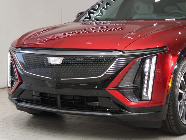 2024 Cadillac LYRIQ Sport