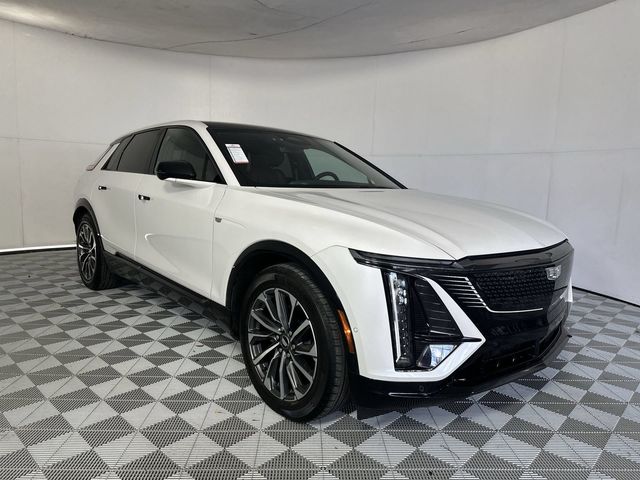 2024 Cadillac LYRIQ Sport