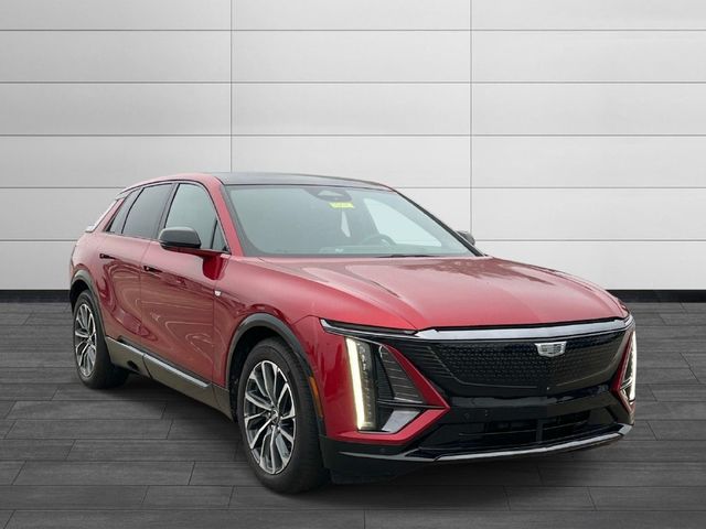 2024 Cadillac LYRIQ Sport