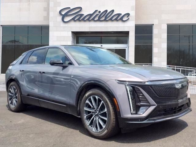 2024 Cadillac LYRIQ Sport