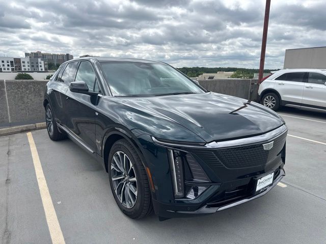 2024 Cadillac LYRIQ Sport