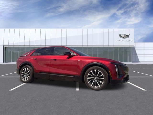 2024 Cadillac LYRIQ Sport