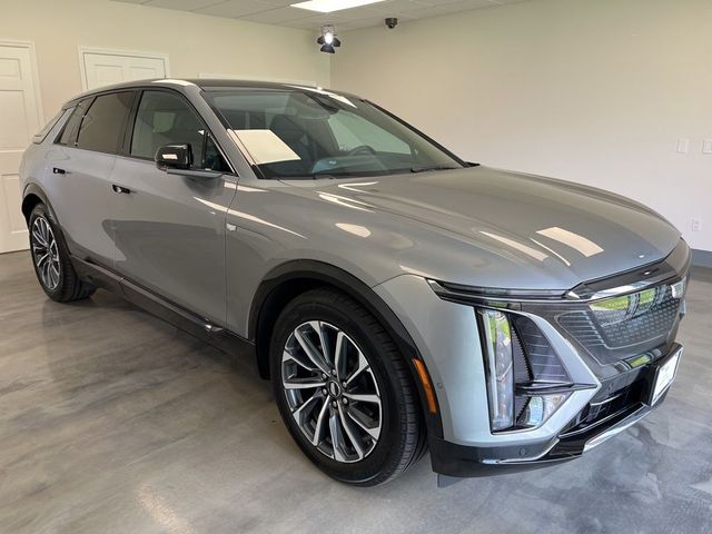 2024 Cadillac LYRIQ Sport