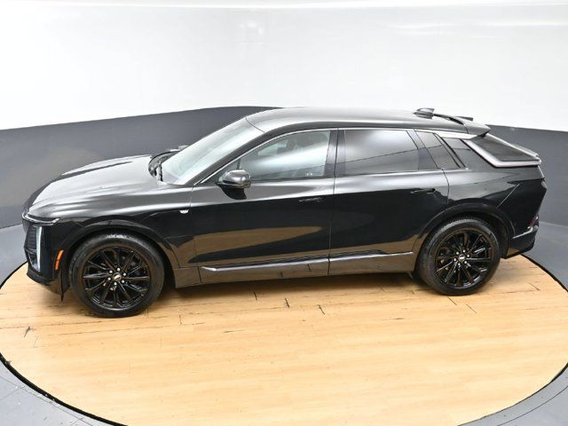 2024 Cadillac LYRIQ Sport