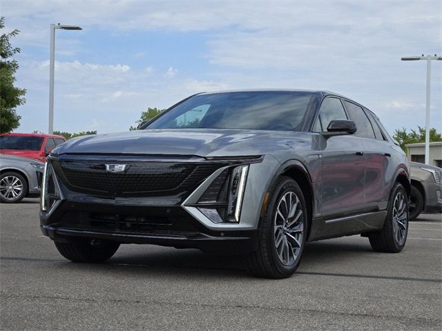 2024 Cadillac LYRIQ Sport