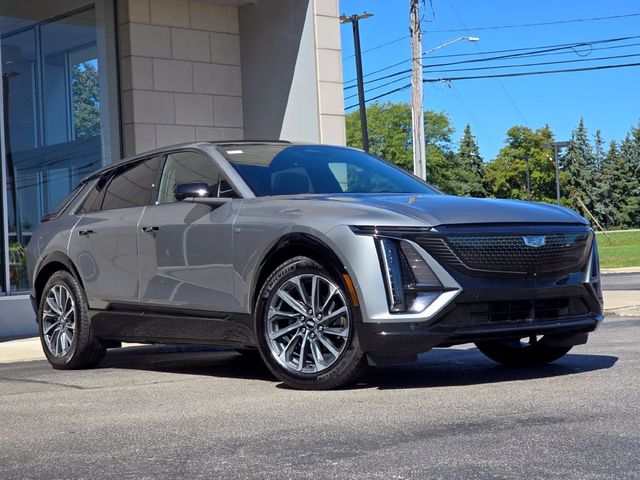 2024 Cadillac LYRIQ Sport