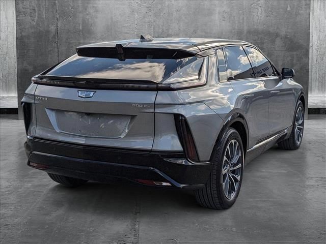 2024 Cadillac LYRIQ Sport