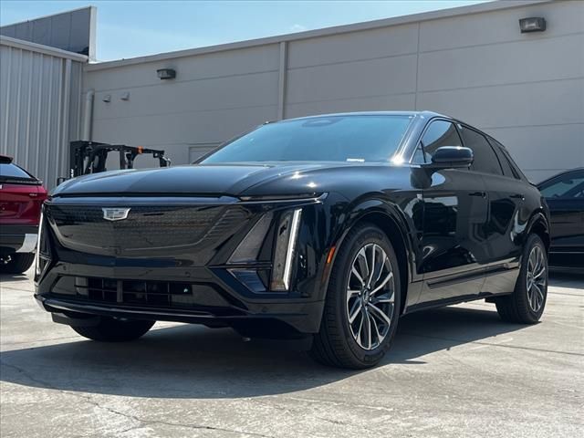 2024 Cadillac LYRIQ Sport