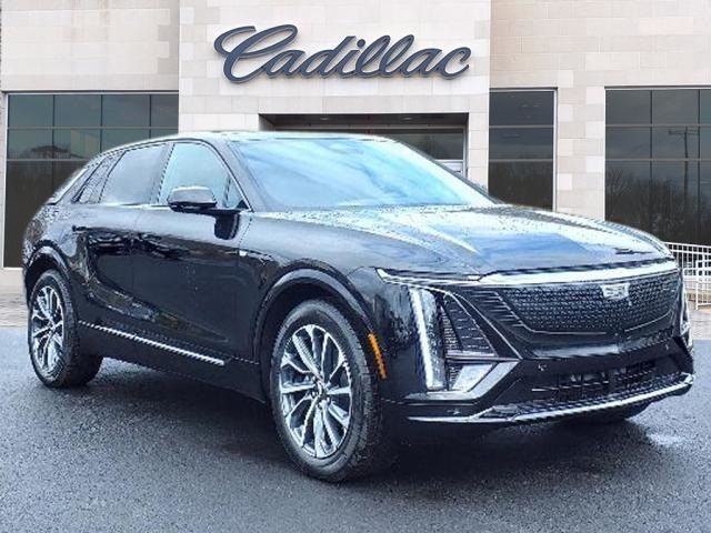 2024 Cadillac LYRIQ Sport