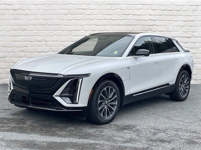 2024 Cadillac LYRIQ Sport