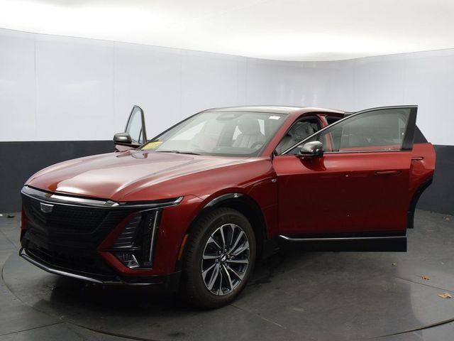 2024 Cadillac LYRIQ Sport