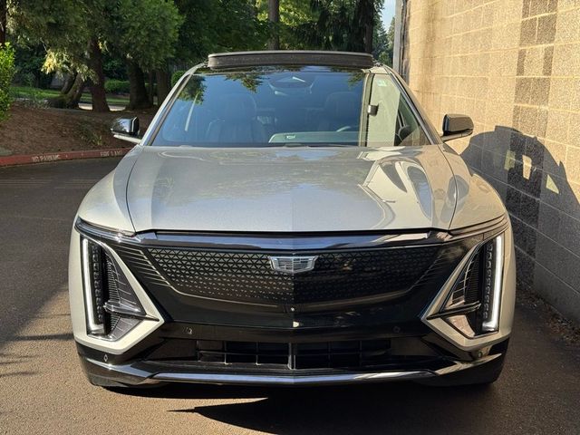 2024 Cadillac LYRIQ Sport