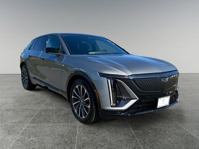 2024 Cadillac LYRIQ Sport