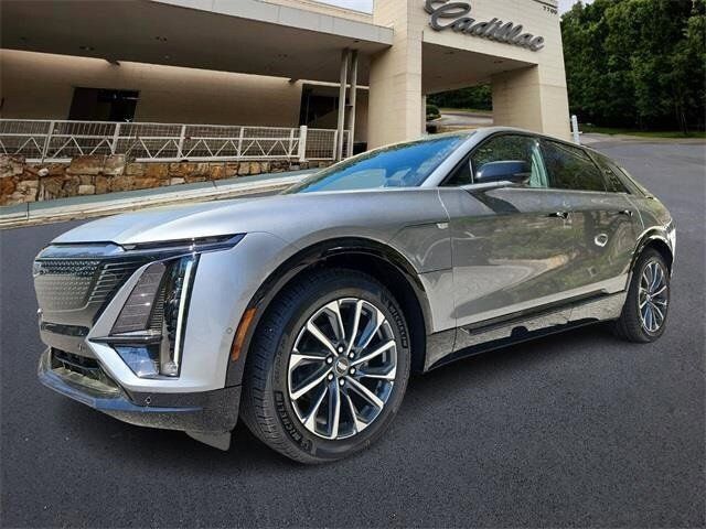 2024 Cadillac LYRIQ Sport