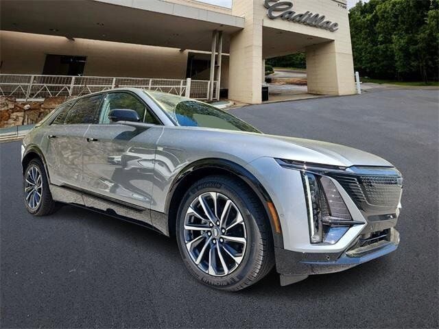 2024 Cadillac LYRIQ Sport