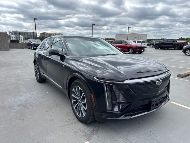 2024 Cadillac LYRIQ Sport