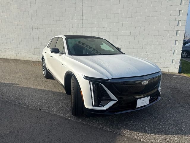 2024 Cadillac LYRIQ Sport