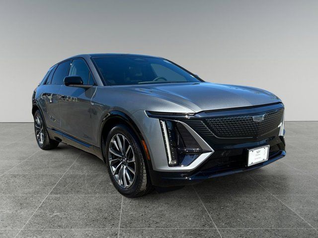 2024 Cadillac LYRIQ Sport