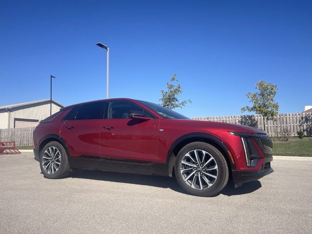 2024 Cadillac LYRIQ Sport