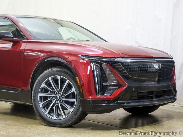 2024 Cadillac LYRIQ Sport