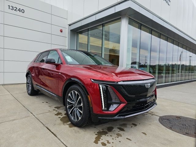 2024 Cadillac LYRIQ Sport