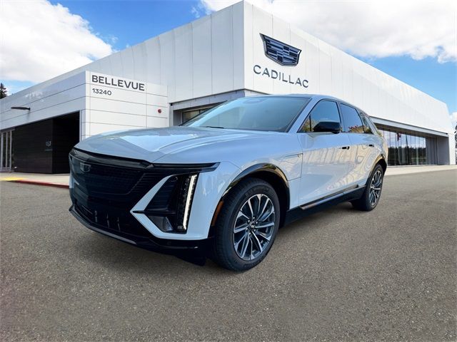 2024 Cadillac LYRIQ Sport