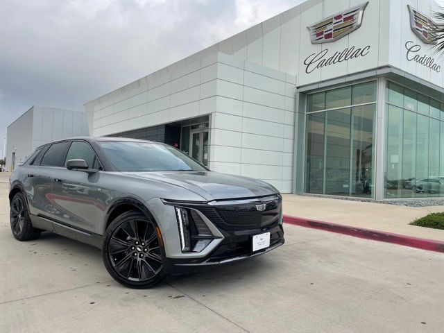 2024 Cadillac LYRIQ Sport