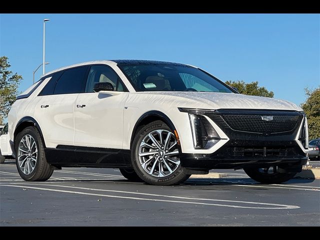 2024 Cadillac LYRIQ Sport