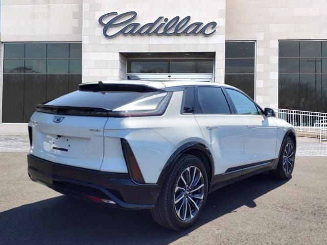 2024 Cadillac LYRIQ Sport