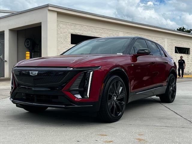 2024 Cadillac LYRIQ Sport