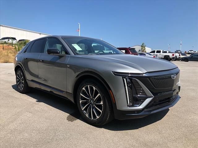 2024 Cadillac LYRIQ Sport