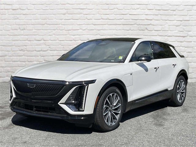 2024 Cadillac LYRIQ Sport