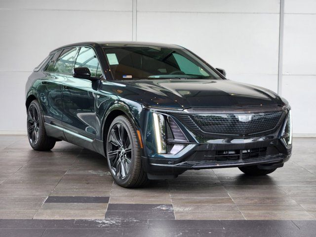 2024 Cadillac LYRIQ Sport