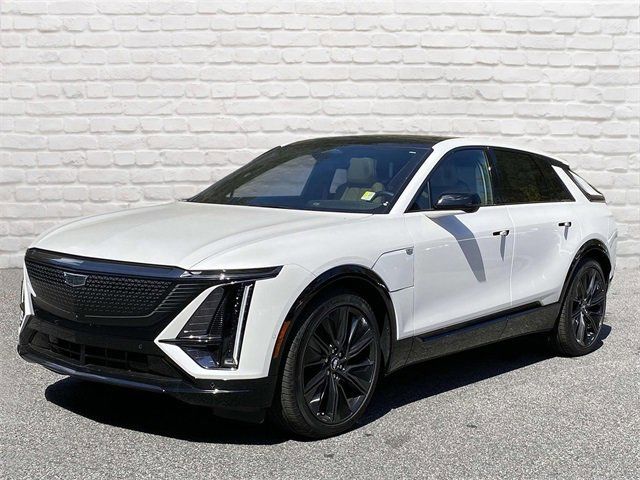 2024 Cadillac LYRIQ Sport