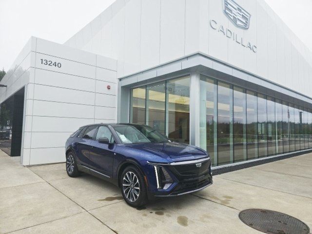 2024 Cadillac LYRIQ Sport