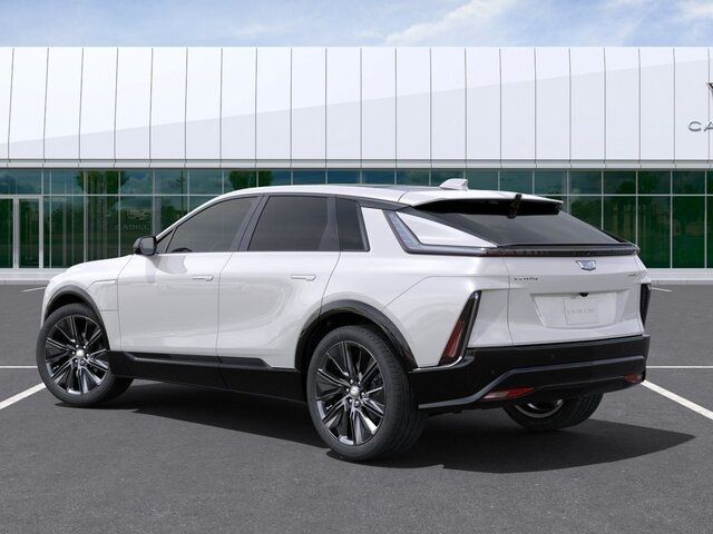 2024 Cadillac LYRIQ Sport