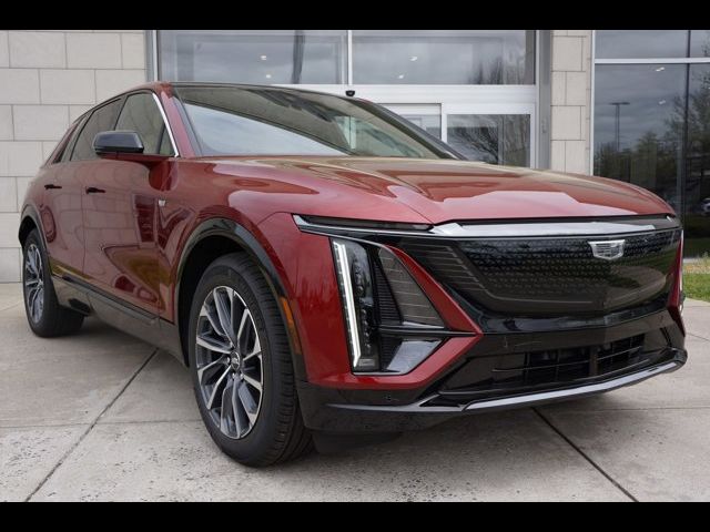 2024 Cadillac LYRIQ Sport