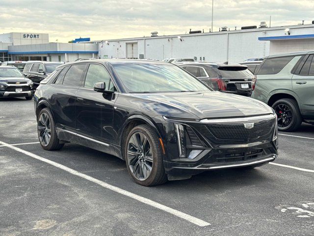 2024 Cadillac LYRIQ Sport