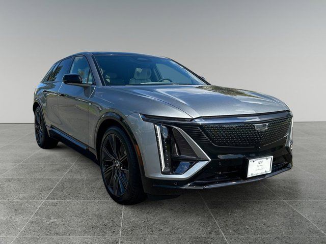 2024 Cadillac LYRIQ Sport